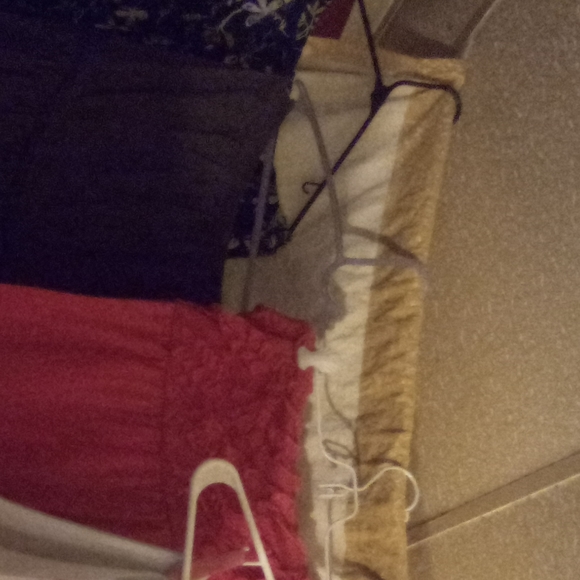 Women's stylish dresses - Picture 2 of 8